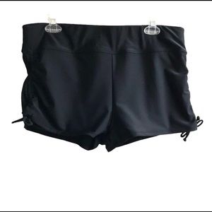 Livi Active Swim Bottoms Swim Shorts Ruched Sides Size 18 Black Swimwear